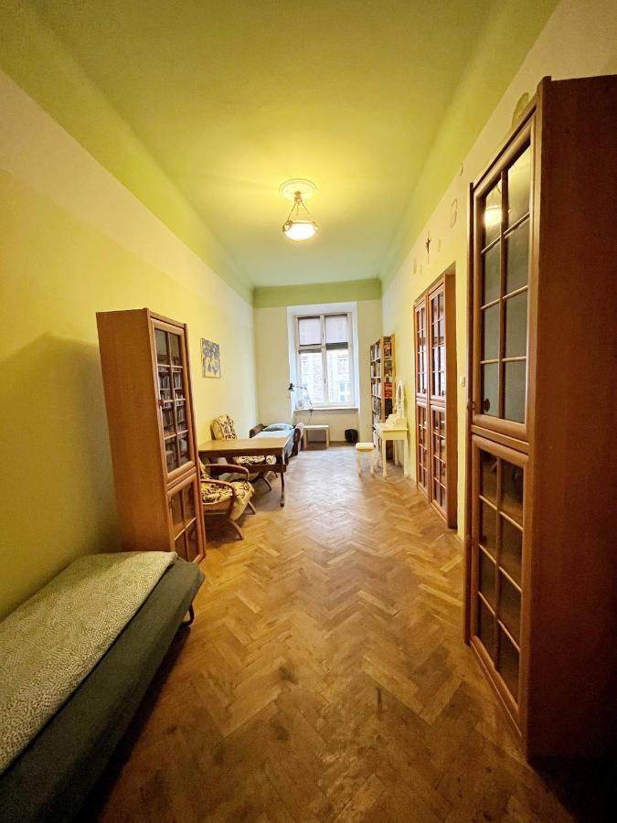Old Town Rooms Wielopole คราคูฟ ภายนอก รูปภาพ